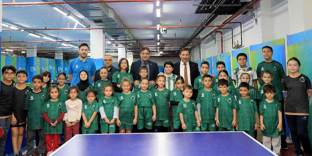 ÜNAL KARAMAN’DAN KARATAY SPOR OKULLARI’NA ZİYARET